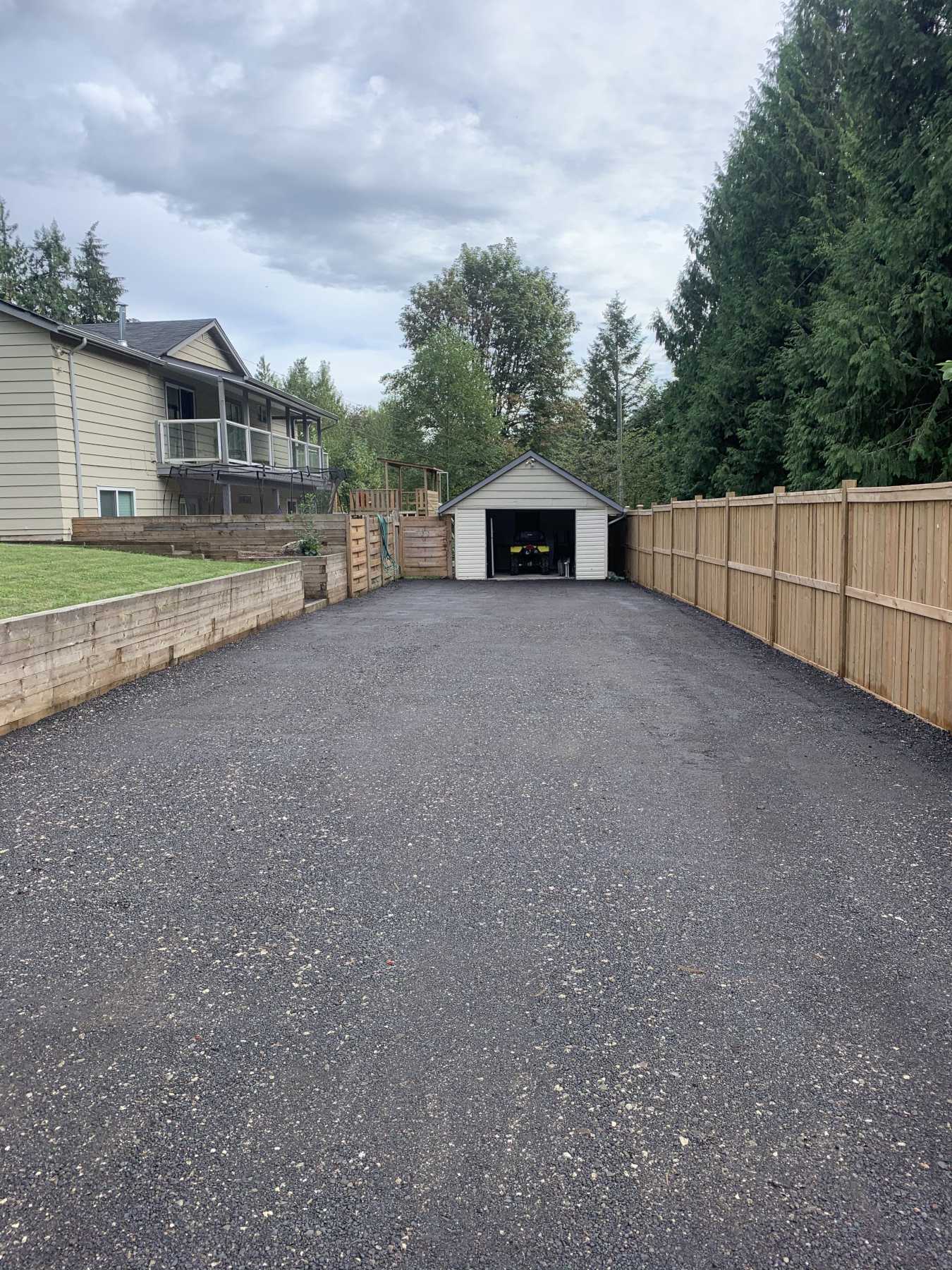 norskk-landscaping-excavation-concrete-driveway