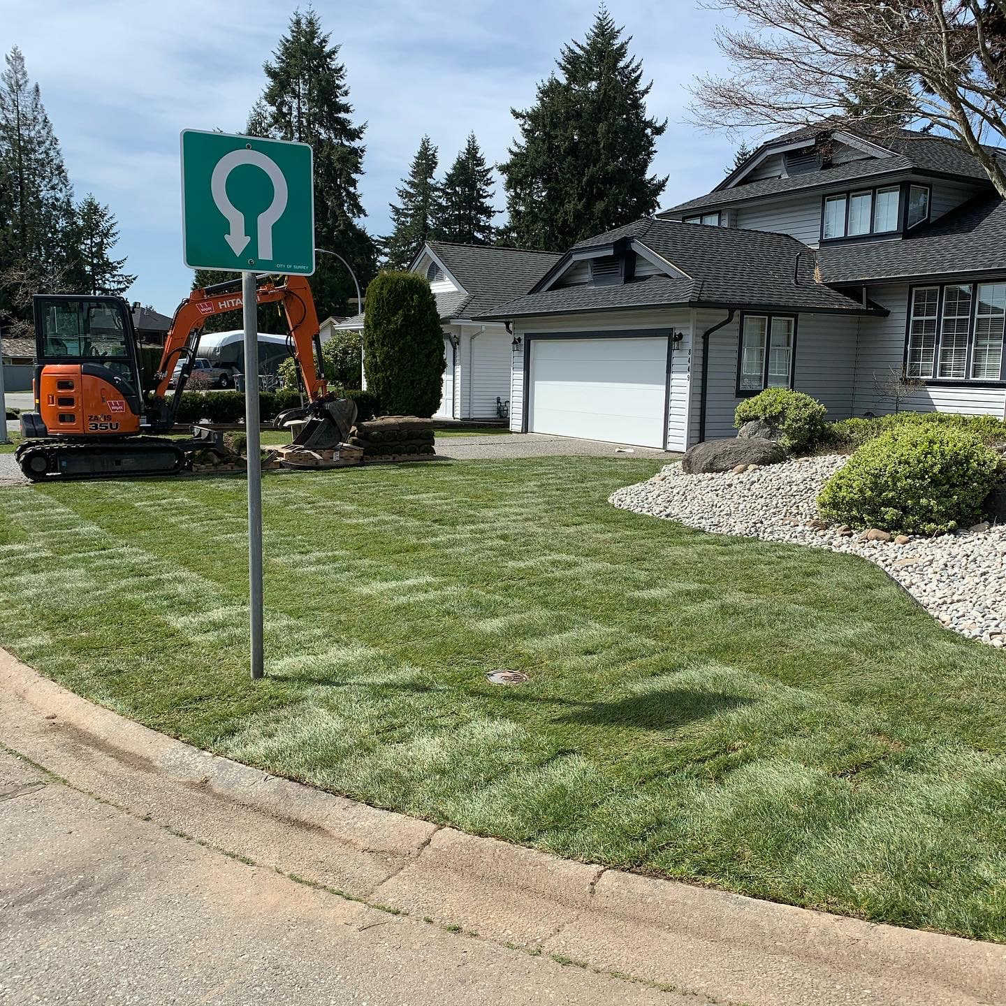 norskk-landscpaing-excavation-lawn-installation