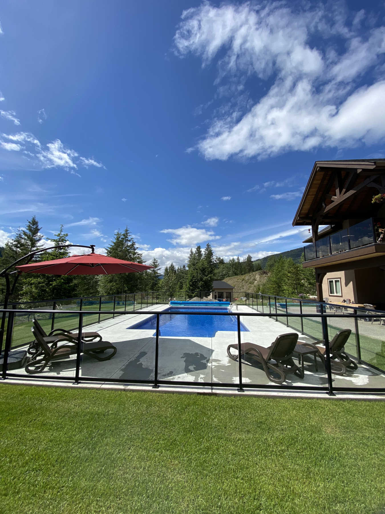 lower-mainland-landscaping-in-ground-pools-gallery-img